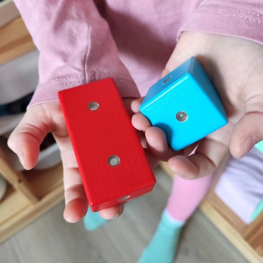 Magneții rotativi se atrag întotdeauna