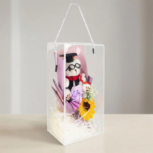 Decorațiune artificială cu floarea-soarelui și ursuleț într-o cutie cadou