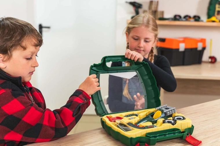 Valiză practică – ordine și distracție în deplasare