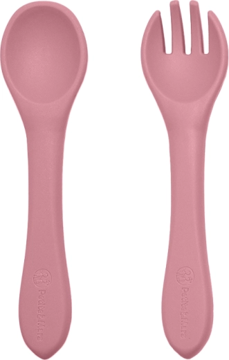 Tacâmuri delicate din silicon pentru mâini mici