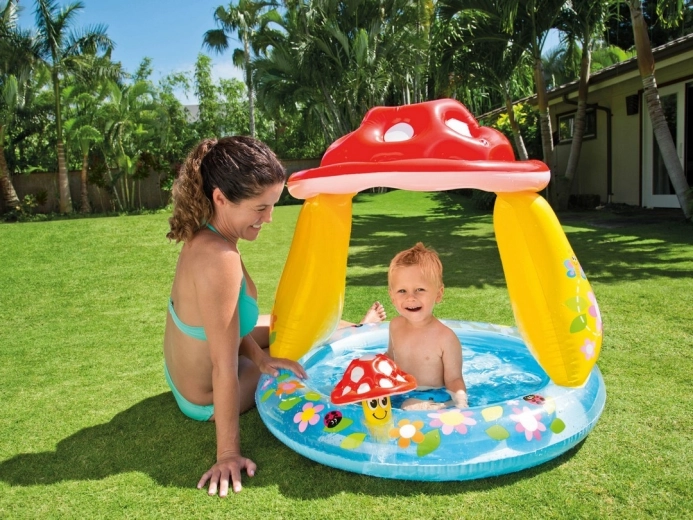 Fund moale și confortabil pentru joacă în siguranță