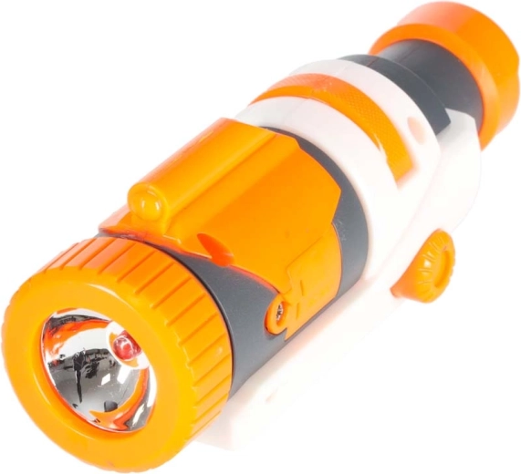 Lanternă și amortizor pentru precizie