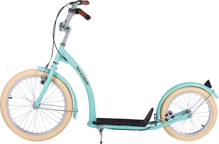 Roți pneumatice mari pentru o deplasare lină și stabilă