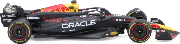 roți direcționabile și vopsire accentuată