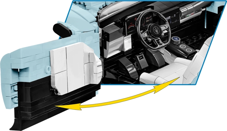 Elemente funcționale: uși rabatabile și cockpit detaliat