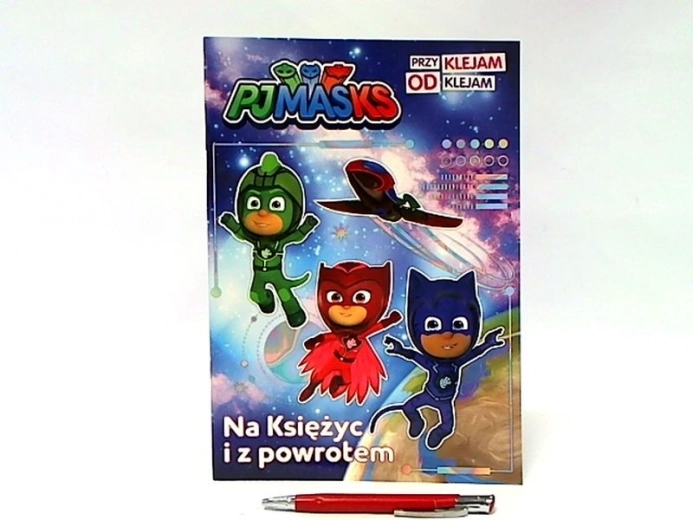 Carte de activități Lipește și dezlipește – PJ Masks (Eroii în pijama)