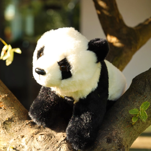 Panda adorabilă pentru îmbrățișat