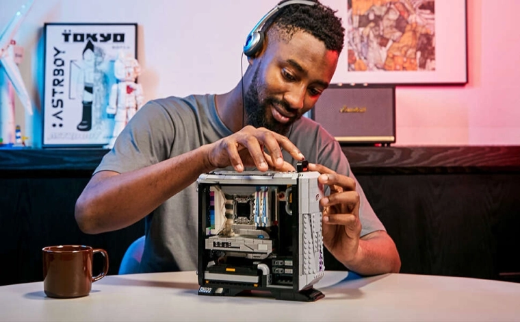 Componente realiste ca într-un PC adevărat