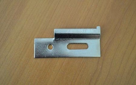 Agăţătoare pentru tijă de nivelare pentru suspendarea bucătăriei