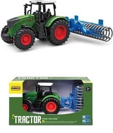 Tractor cu utilaj agricol