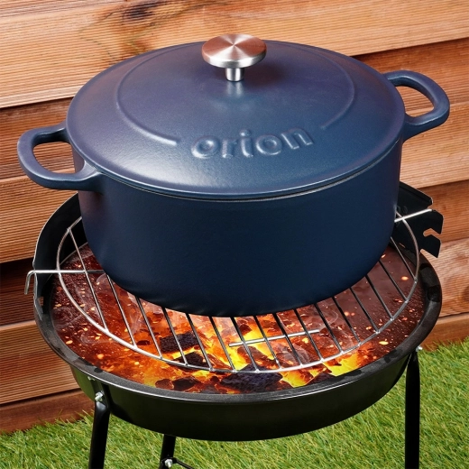 Utilizare versatilă: aragaz, cuptor și grătar