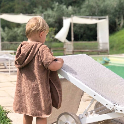 Ideal la plajă și la piscină