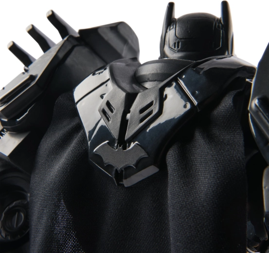 Armura metalică a lui Batman