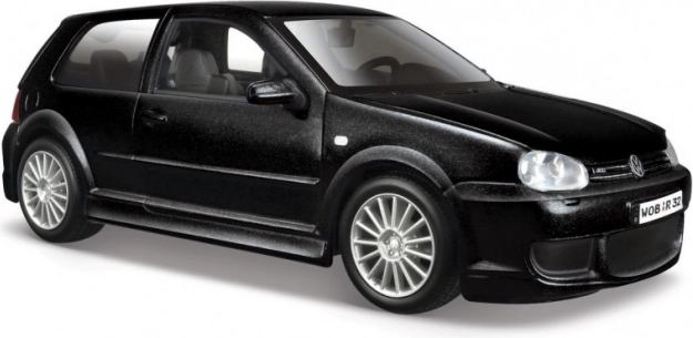 Model compozit VOLKSWAGEN Golf R32 negru 1:24
