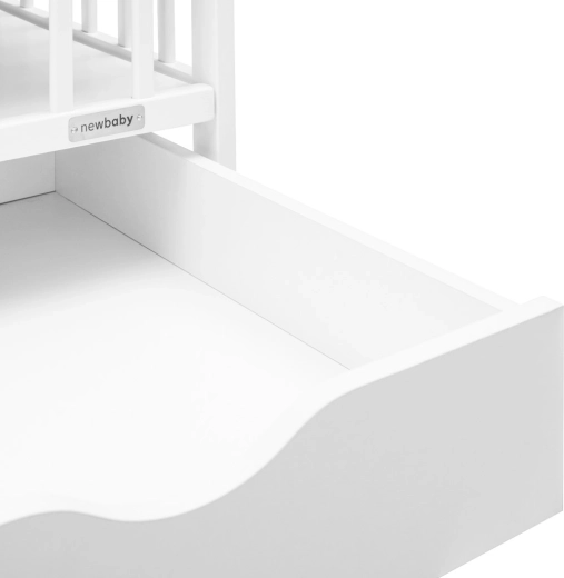 Construcție sigură și durabilă din pin