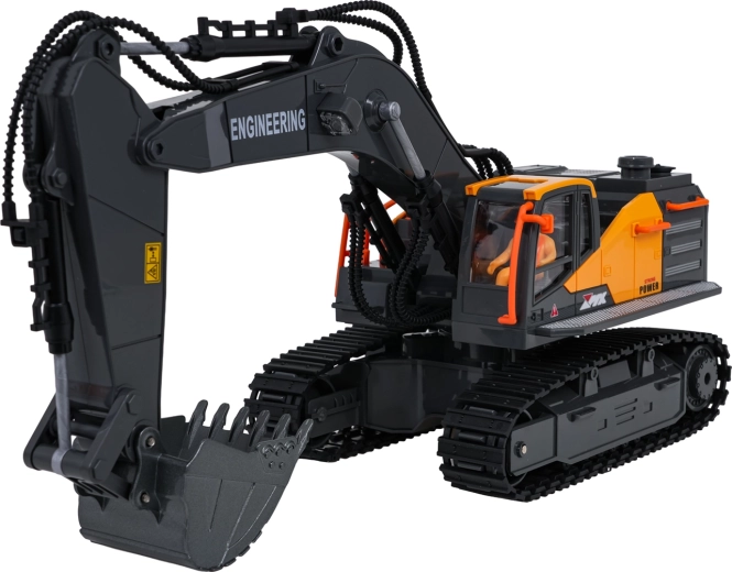 Cupă metalică și mișcări de lucru realiste