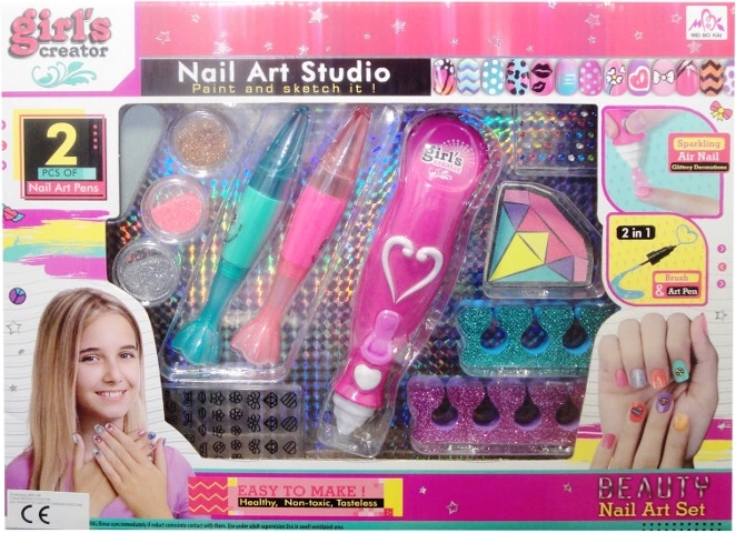 Set creativ pentru unghii pentru copii