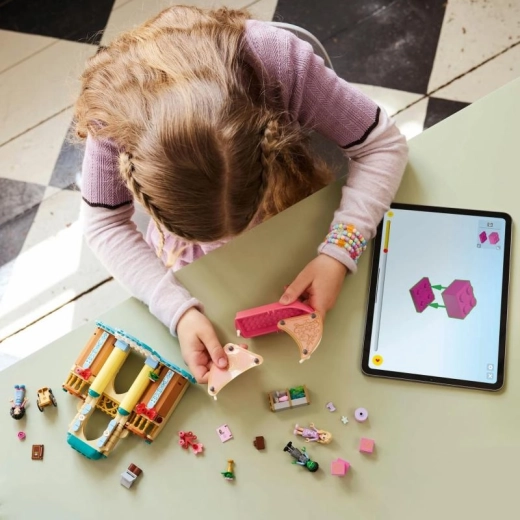 Asistență digitală și distracție interactivă