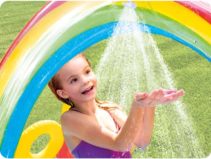 Arc de duș curcubeu pentru răcorire