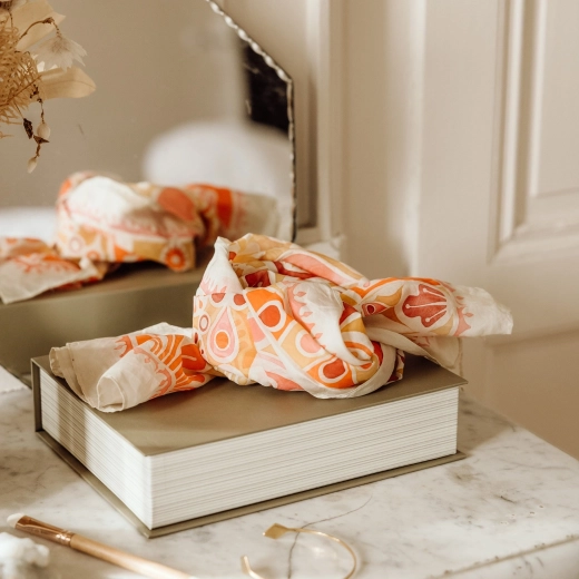 Șal ușor cu motiv elegant