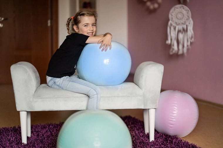 Rezistentă la apă pentru joacă lângă apă și în piscină