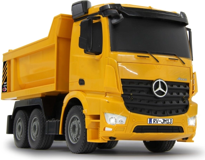Licență oficială Mercedes-Benz și detalii reușite