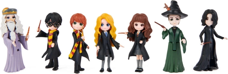 7 personaje iconice într-un singur set