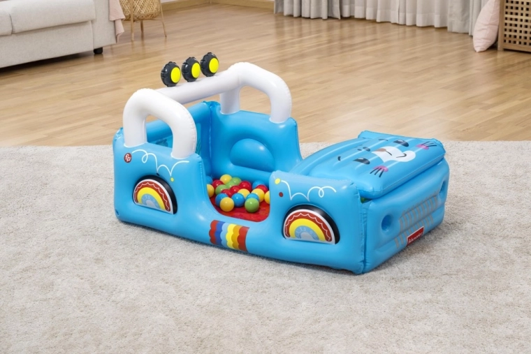 Design interactiv cu animale și capotă