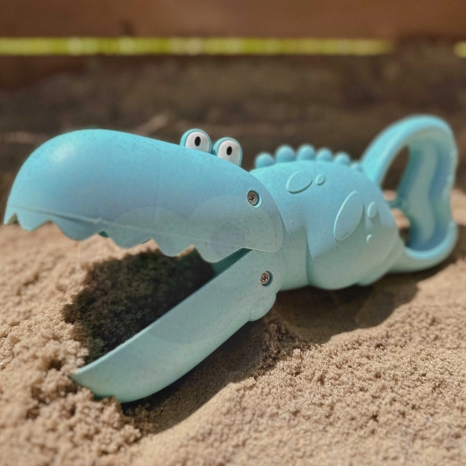 Încărcare și transport ușor al nisipului și apei