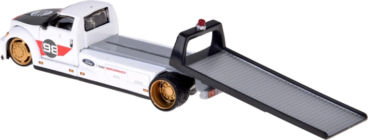 Platformă funcțională cu rampă de urcare