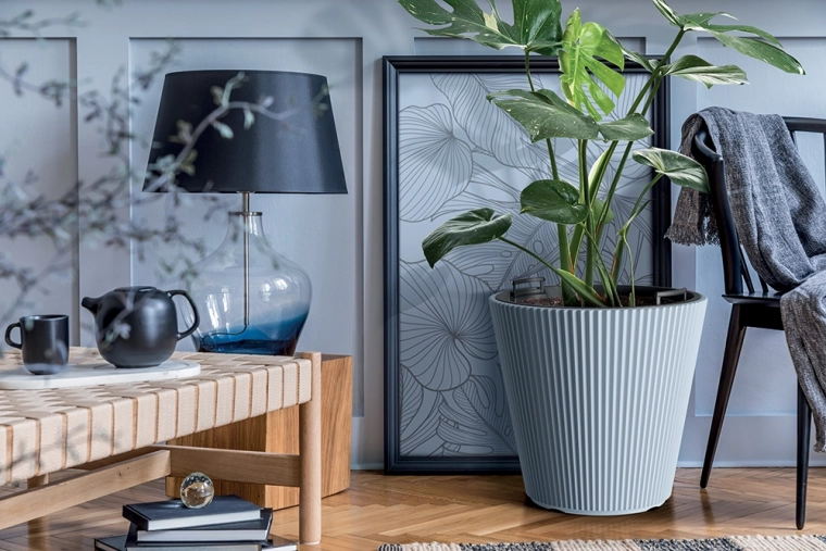 Design modern, striat, în antracit