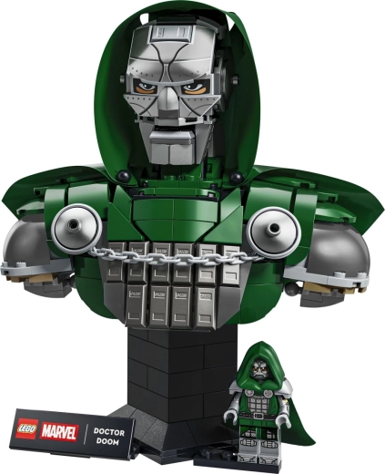 Minifigurina Doctor Doom inclusă