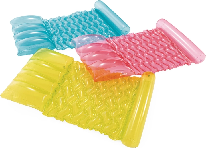 Ușoară, compactă și în culori vii