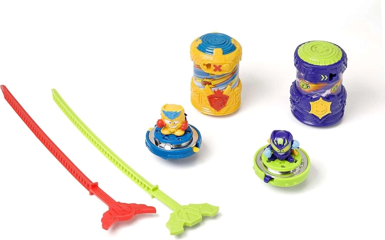 Arenă practică cu spațiu pentru figurine