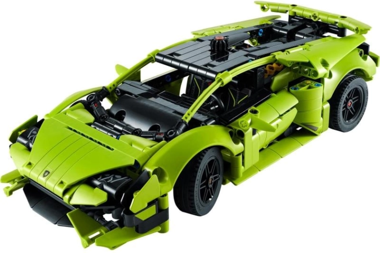 Motor V10 realist și direcție