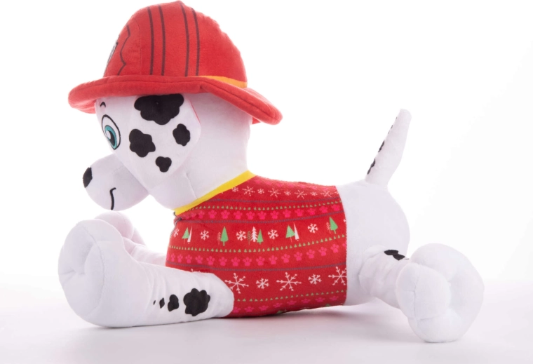 Aspect festiv cu pulover și cască