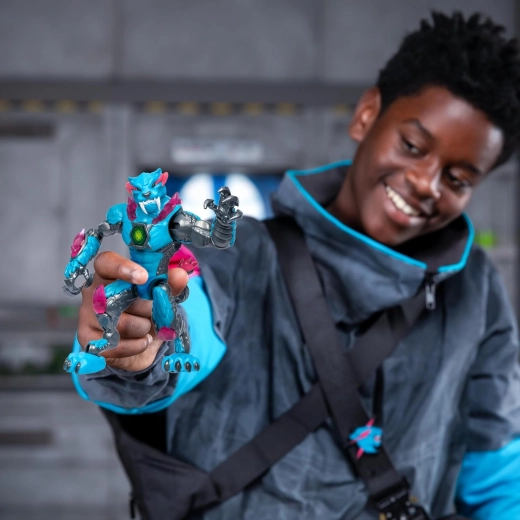 Peste 20 de articulații pentru poziții dinamice