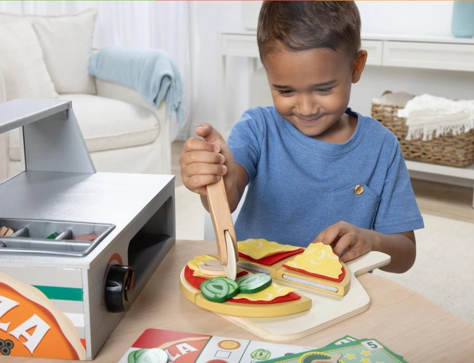 Asamblați propria pizza din ingrediente cu arici