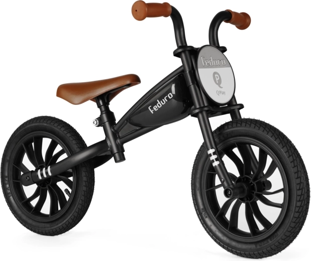 Design de motocicletă și cadru metalic robust