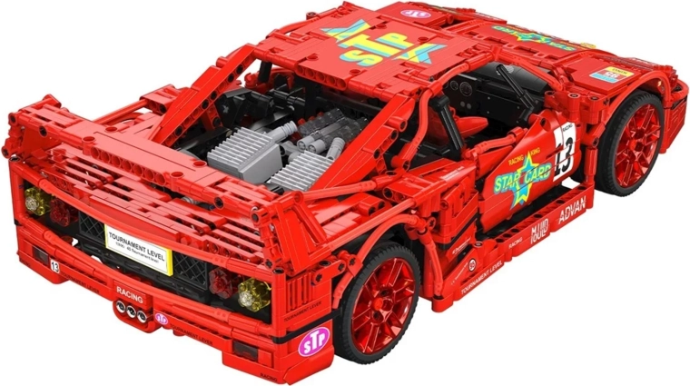 Model detaliat la scara 1:10