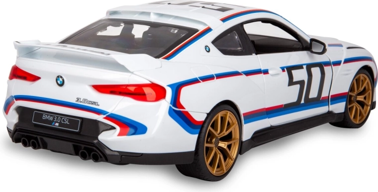 Execuție fidelă BMW 3.0 CSL