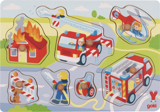 Puzzle din lemn cu piese de inserat Pompieri în acțiune GOKI