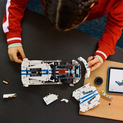 Instrucțiuni digitale 3D în aplicația LEGO Builder