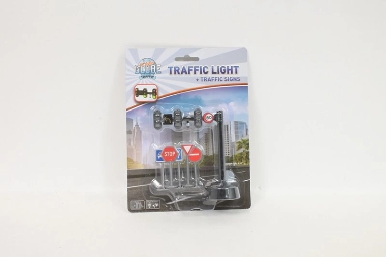Semafor luminos cu set de indicatoare rutiere