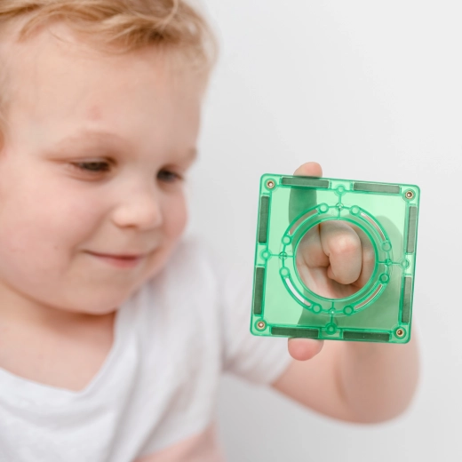 Construiește structuri 3D stabile cu magneți neodim