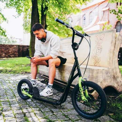 Frâne sigure V-brake și platformă lată