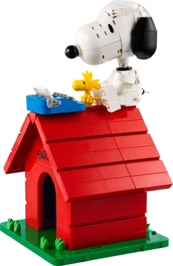 Snoopy poziționabil și mai multe scene pentru expunere