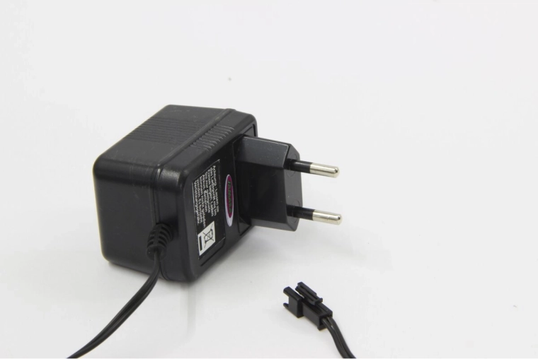 Încărcător pentru Dancing Car 6 V cu conector (230 V) - 1 bucată