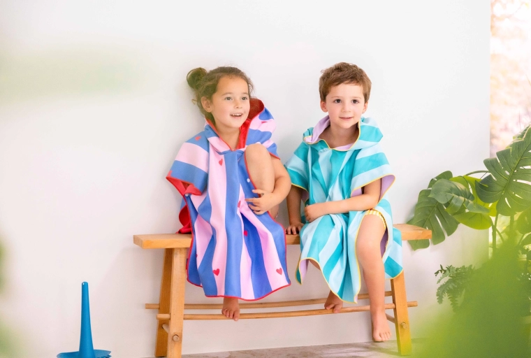 Poncho de plajă pentru copii Quut Cherry red