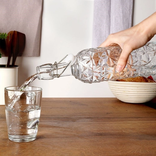 Ideală pentru băuturi de casă și cadouri